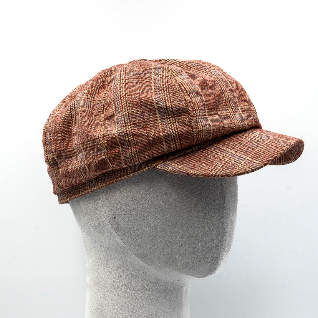 Cappello con visiera scozzese