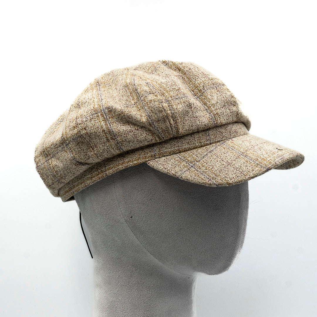 Cappello con visiera scozzese