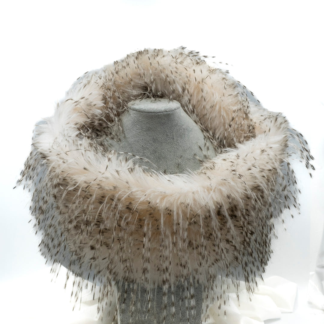 Collo in eco pelliccia