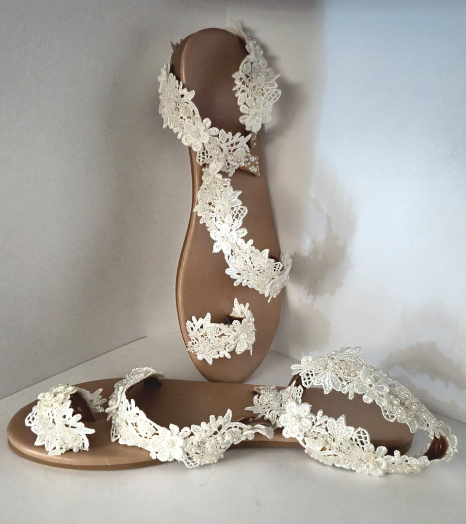 Sandali bassi sposa con pizzo e perline