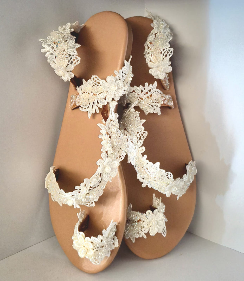 Sandali bassi sposa con pizzo e perline