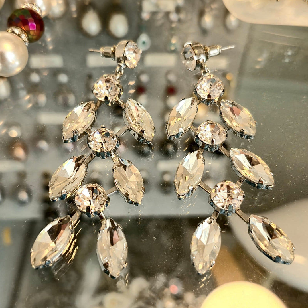 Orecchini pendenti con strass